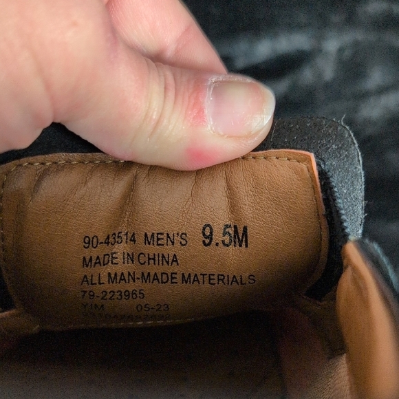 Dockers Men's Black Slip-On Loafers - Picture 8 of 9